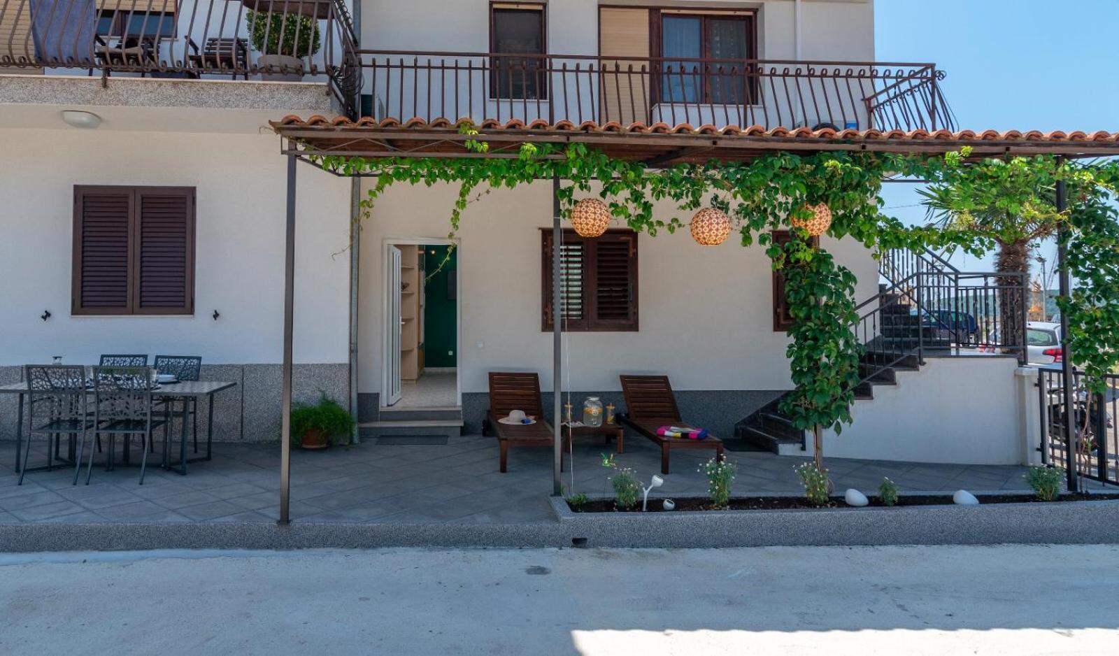 Apartman Karmen Trogir Luaran gambar