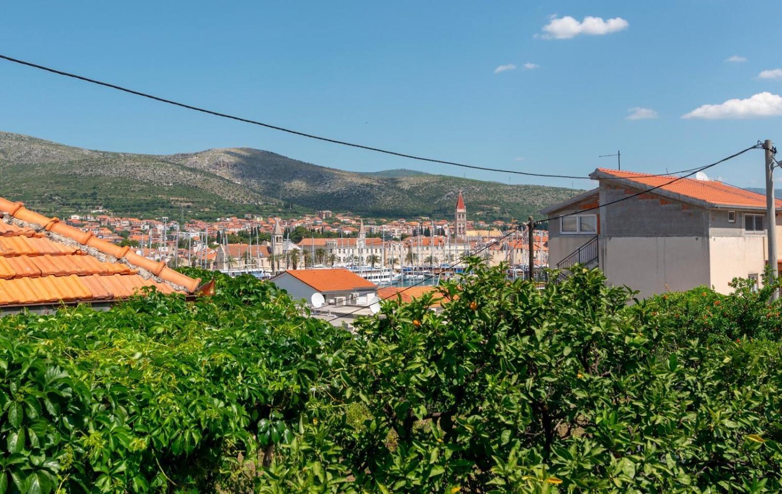 Apartman Karmen Trogir Luaran gambar