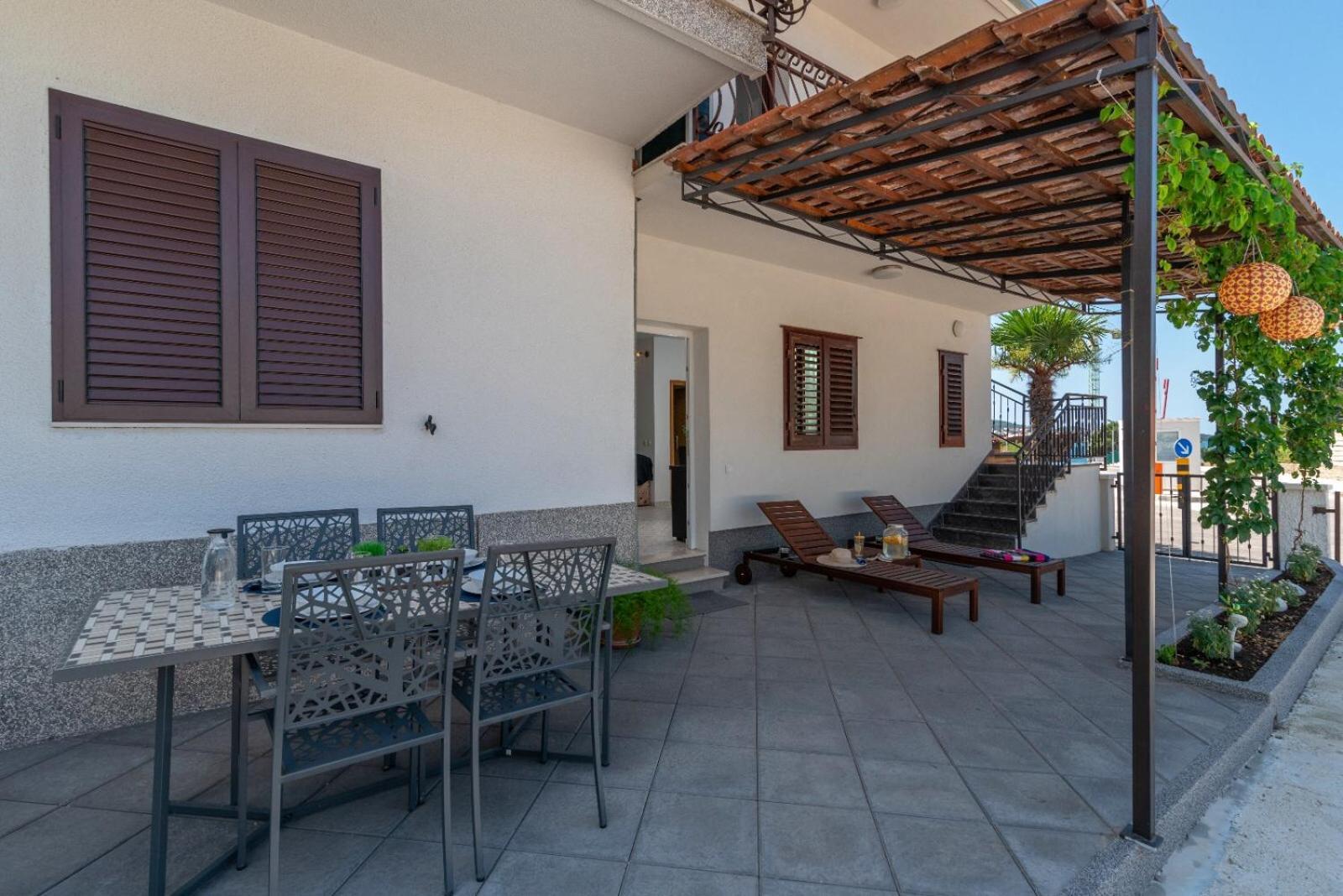 Apartman Karmen Trogir Luaran gambar